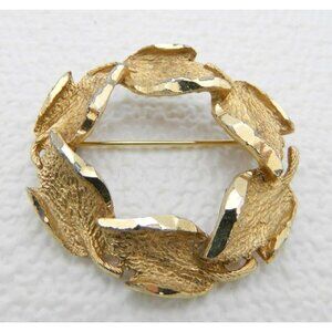 CATHÉ Signed Gold Tone Abstract Leaf Wreath  Brooch Pin